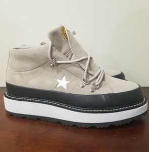 beige converse womens