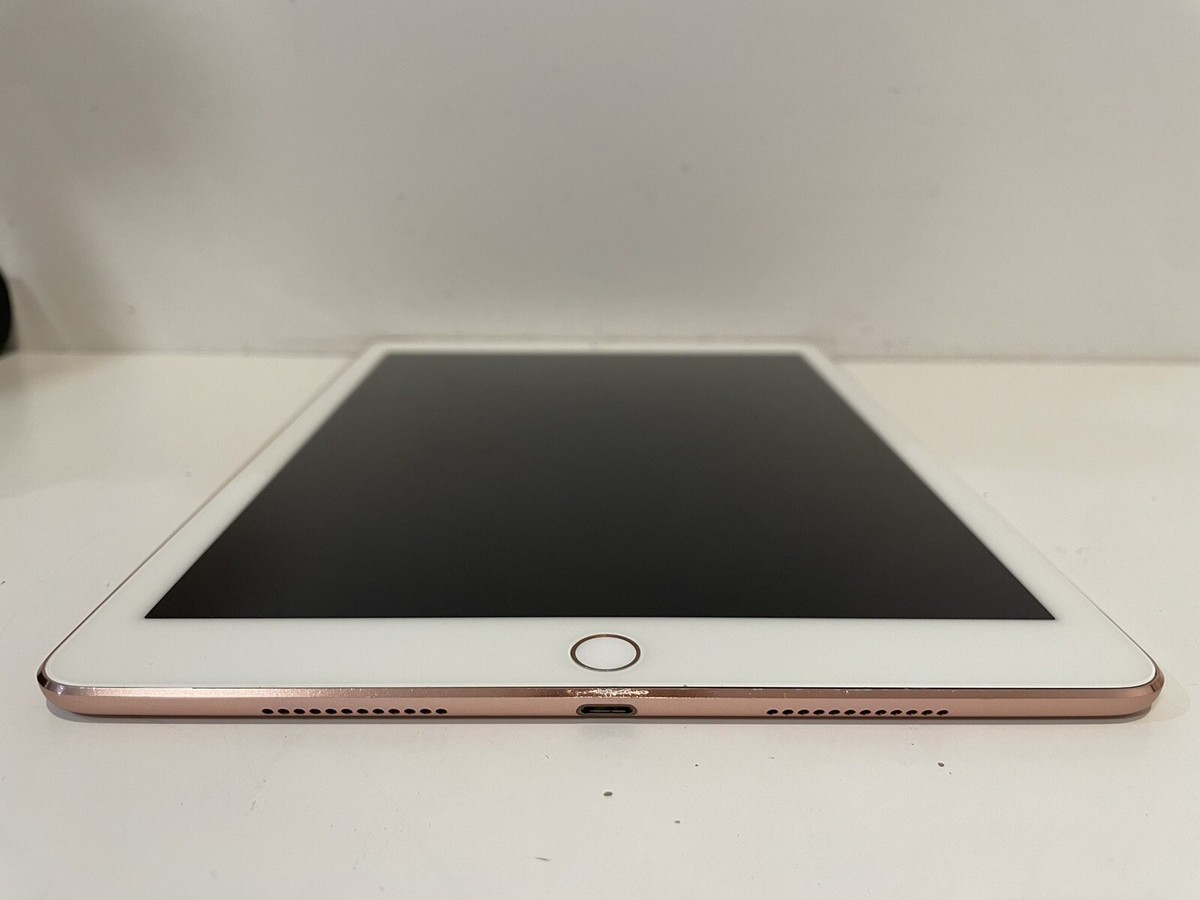 Apple iPad Pro 1st Gen. 32GB, Wi-Fi, 9.7 in - Rose Gold - AS