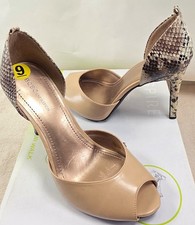 Used BCBG Generation Womens Point Toe Heels Snake Skin Size 9 9B 39 Beige Shoes