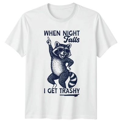 When Night Falls I Get T-Shirt Waschbär Humor Geburtstag Geschenk für Sie und Ihn