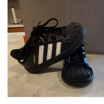 adidas Superstar Kids Black/White Leather Lace-Up Sneakers US 8K EU 25