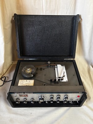 【希少品！】Roland RE-200 スペースエコー Roland RE-200 Space Echo Tape Delay Spring Reverb Effect