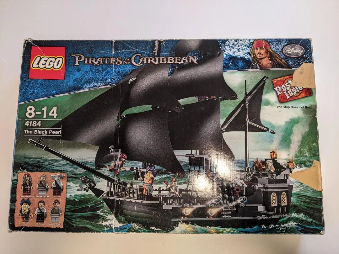 Lego pirates of the online caribbean sets black pearl