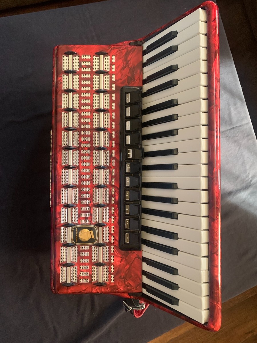 Weltmeister Serino German Piano Accordion 120 bass, item in