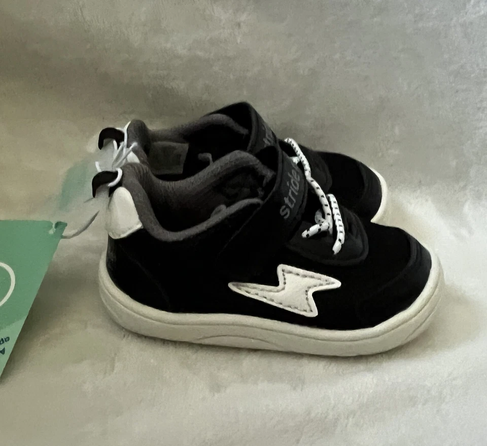 Surprize Stride Rite Zapatos Bebé Niños Zapatos Talla 3 Negro Dwayne Tenis Foto 3 de 4