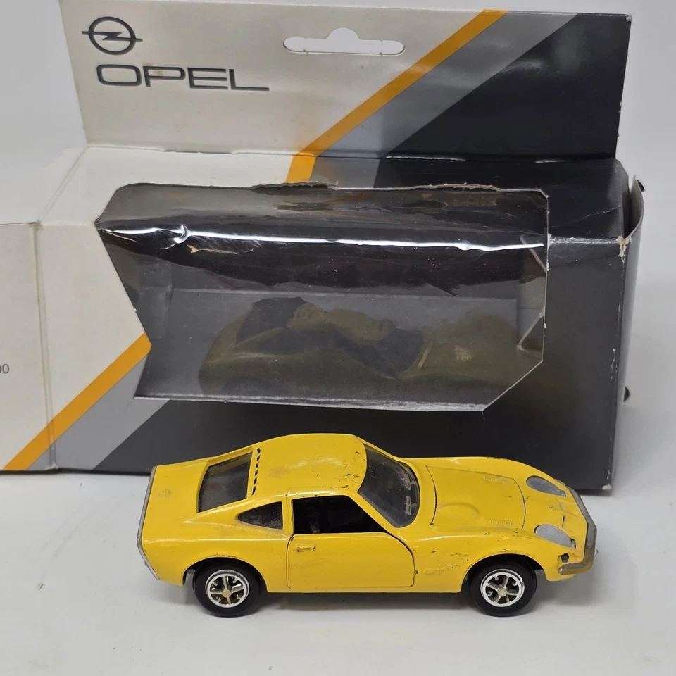 Gama Mini Opel GT 1900 M 1:41 Die Cast Car Vintage Made In Germany - Image 2 of 4