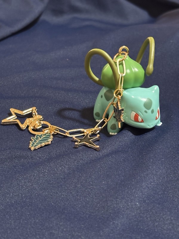 Pokémon Bulbasaur Plastic Clip-On Keychain Green/Blue Animation Theme