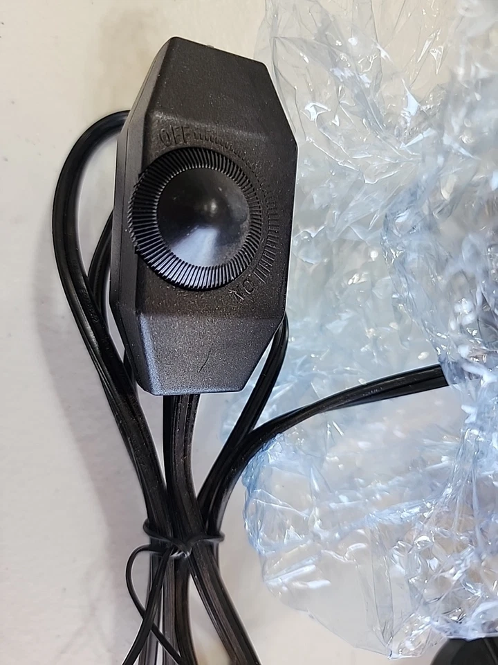 Bull Himalayan Salt Lamp New With Dimmer Switch And Bulb Grey - Image 4 of 4