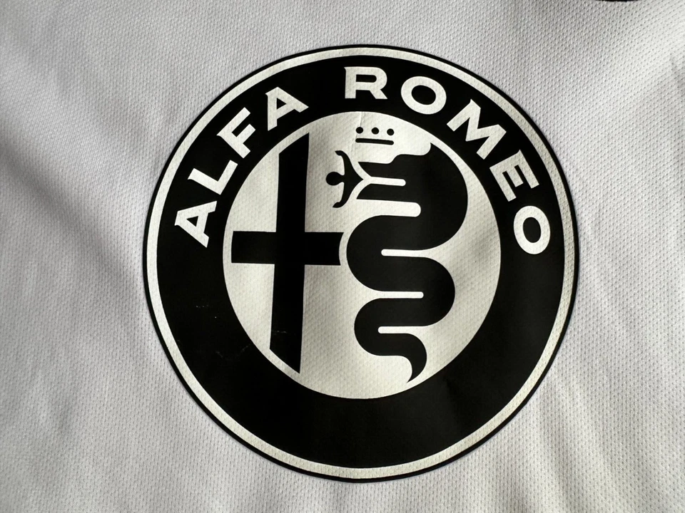 Eintracht Frankfurt Shirt Trikot Jersey 2015 2016 Alfa Romeo Gr. S mit Etikett - Bild 3 von 4