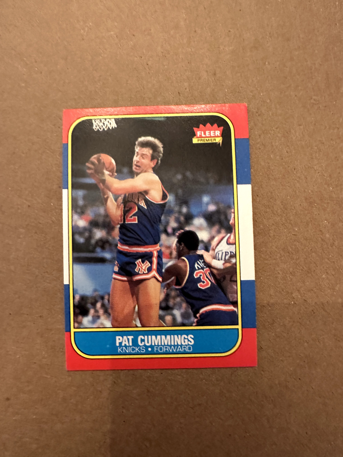 1986 Fleer Pat Cummings #19 New York Knicks Basketball Card NM
