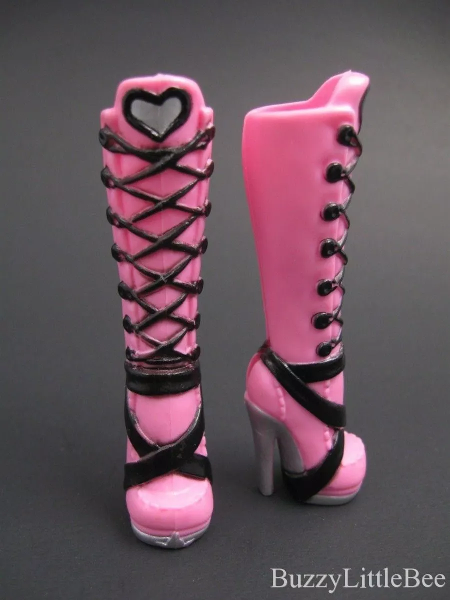 Monster high on sale boots