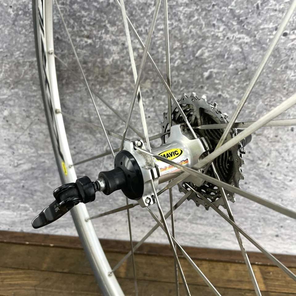 Mavic Ksyrium Elite 700C Rear Wheel 20 Spoke Rim Shimano HG QR 130mm 8s 9s 10s - Image 2 of 4