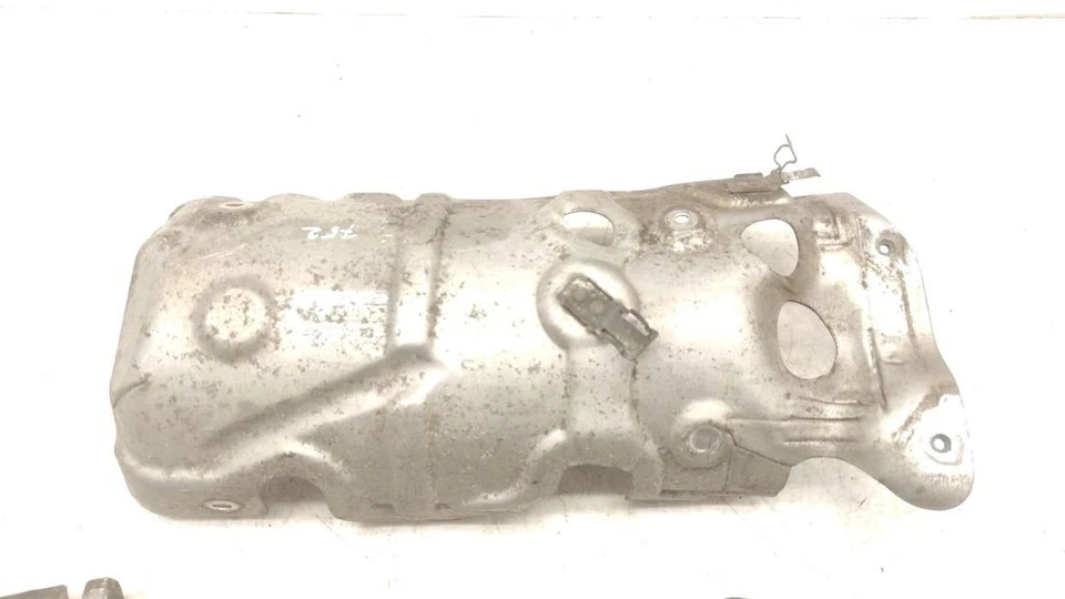 Mazda 5 II 1.6CD 85kW Diesel 2012 Heat shield in engine bay AV619N454AB  - Image 2 of 4