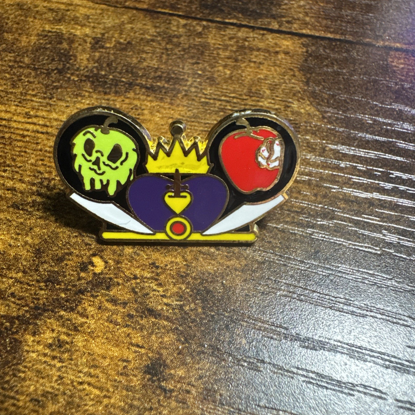 Disney Pin Evil Queen Ear Hats Mystery Pin