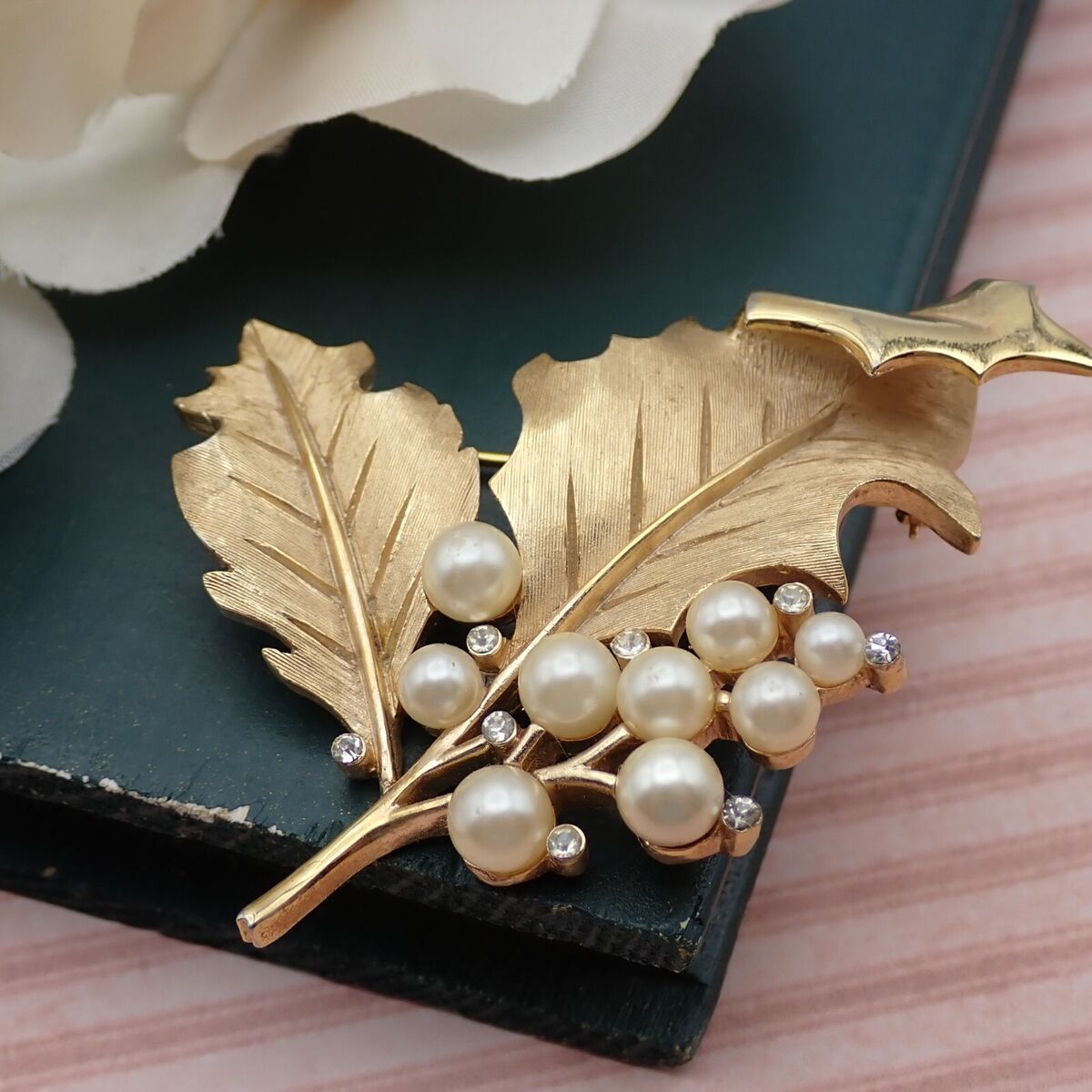 Flower Branch Fashion Pin with Crystals and Simulated Pearls Flower Branch Fashion Pin with Crystals and Simulated Pearls