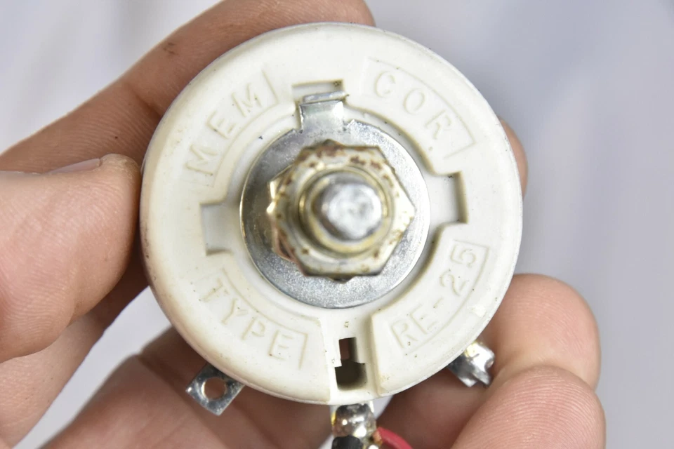 Resistencia Reostato Memcor 200 ohmios, 25 vatios, 0,35 amperios, + perilla, control de velocidad del ventilador Foto 4 de 4