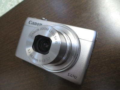 Canon PowerShot S120 シルバー as-is] Canon PowerShot S120 5x Optical Zoom Silver Compact