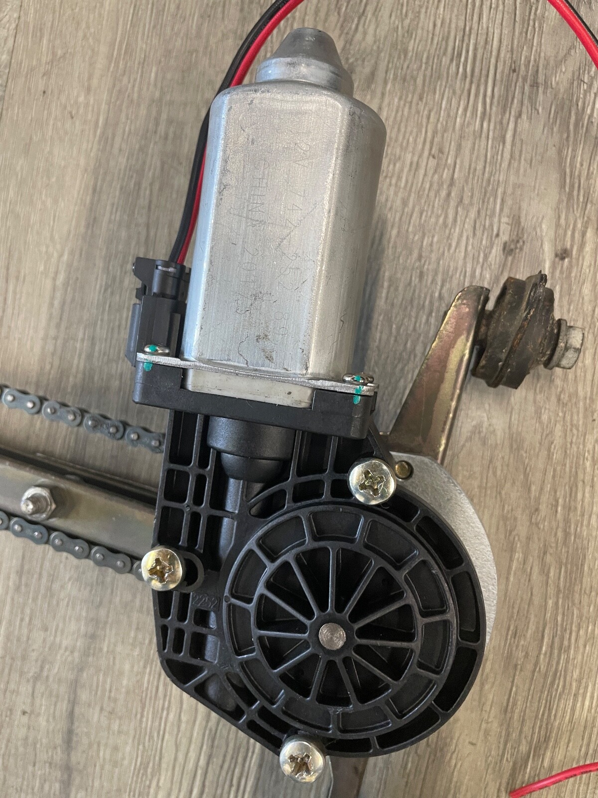 ROLLS ROYCE BENTLEY NEW RIGHT REAR WINDOW MOTOR & REGULATOR ASS'Y REBUILT 87-91