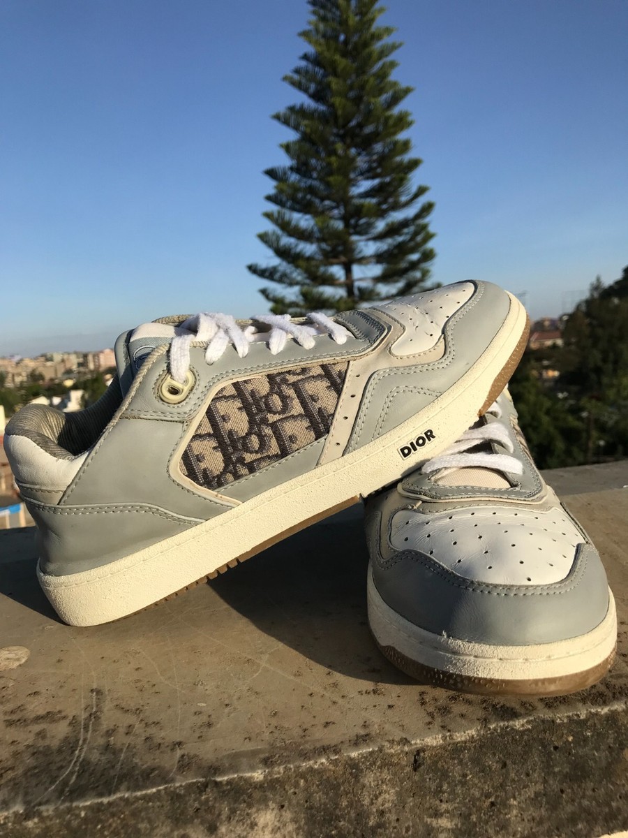 DIOR B27 LOW-TOP SNEAKER GRAY/WHITE&BEIGE CALFSKIN OBLIQUE DIOR B27 LOW-TOP SNEAKER GRAY/WHITE&BEIGE CALFSKIN OBLIQUE