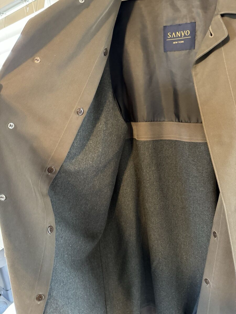 Vintage SANYO New York Dark Olive Trench Coat With Wool Vintage SANYO New York Dark Olive Trench Coat With Wool