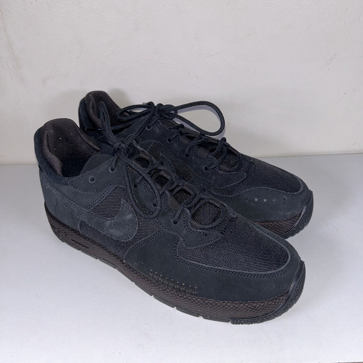 Nike WMNS Air Force 1 Wild Low Size 8.5 Black Velvet Limited Nike WMNS Air Force 1 Wild Low Size 8.5 Black Velvet Limited