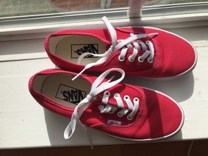 red vans size 5