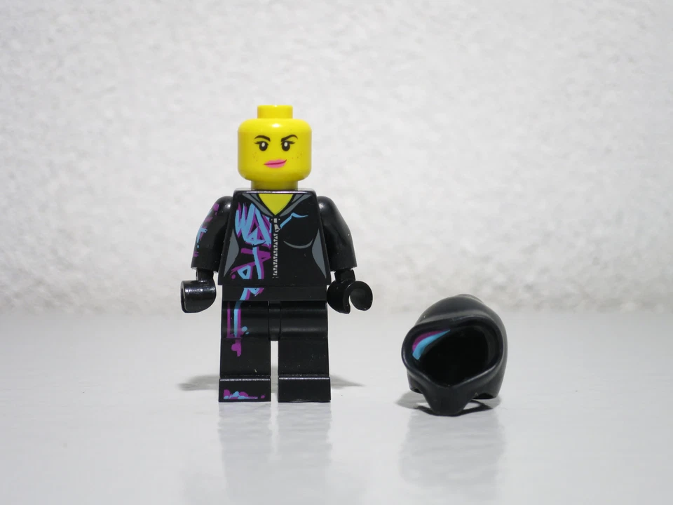 Wyldstyle Hood Wild Style Female Hero 70801 Movie LEGO® Minifigure mini figure - Image 3 of 4