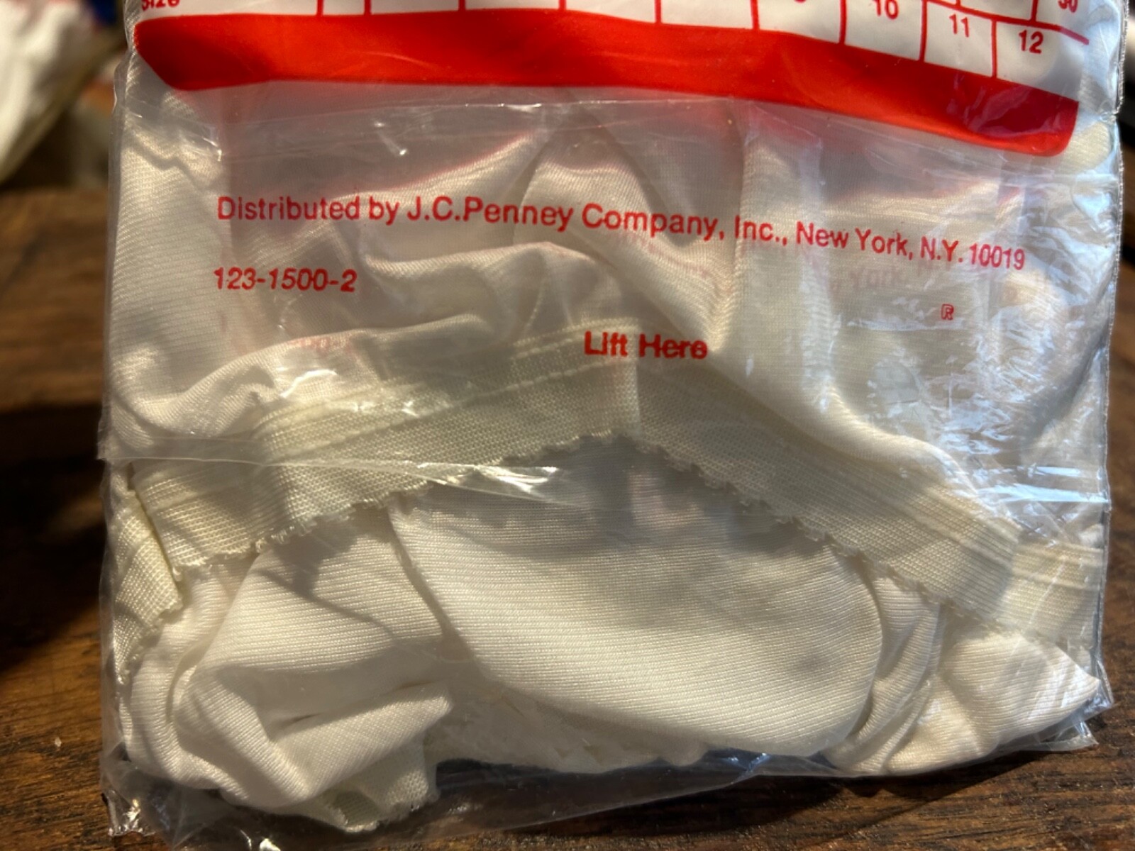 Older JCPenney Women's 3 Pair Elastic Leg Briefs White Package Size 42