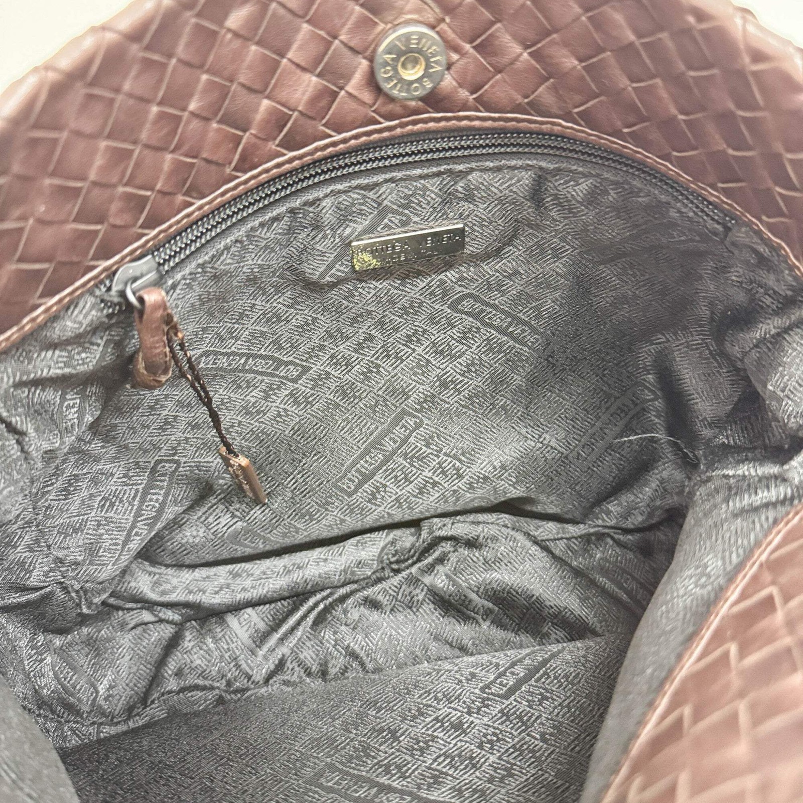 BOTTEGA VENETA Intrecciato Brown Leather Hobo Bag thumbnail 13