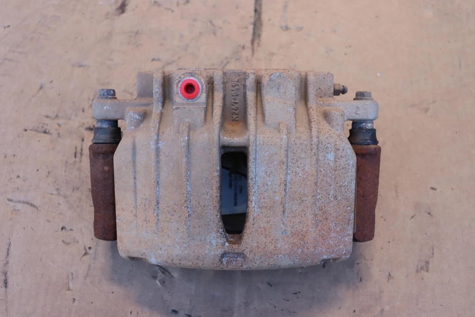 Pinza de freno trasera izquierda Chevy Tahoe 2000-2005 OEM Foto 2 de 4