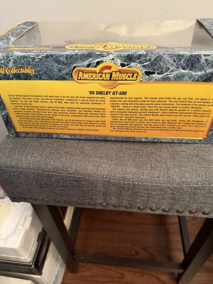 Ertl 1969 Shelby GT-500 conversível American Muscle escala 1/18 fundido novo - Imagem 3 de 4