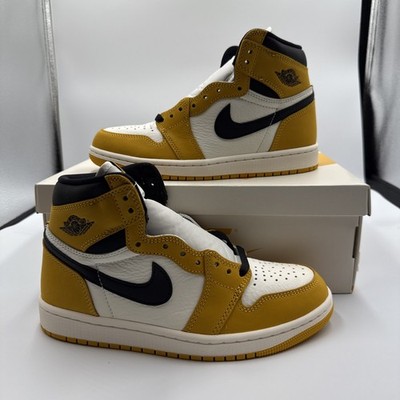 Air Jordan 1 Retro High OG Yellow Black Sail