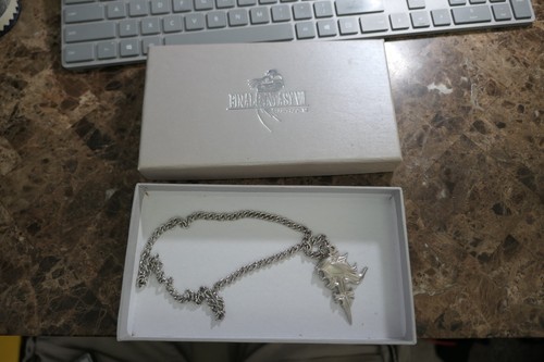 OFFICIAL Square Enix Final Fantasy VIII Sleeping Lion Necklace