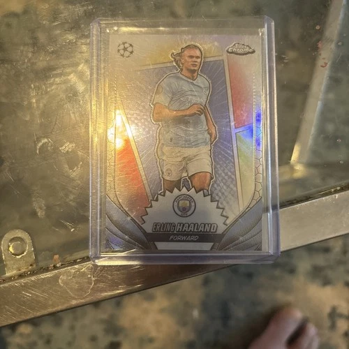 2023-24 Topps Chrome UEFA Club Competitions - Hero Variation Erling Haaland #39