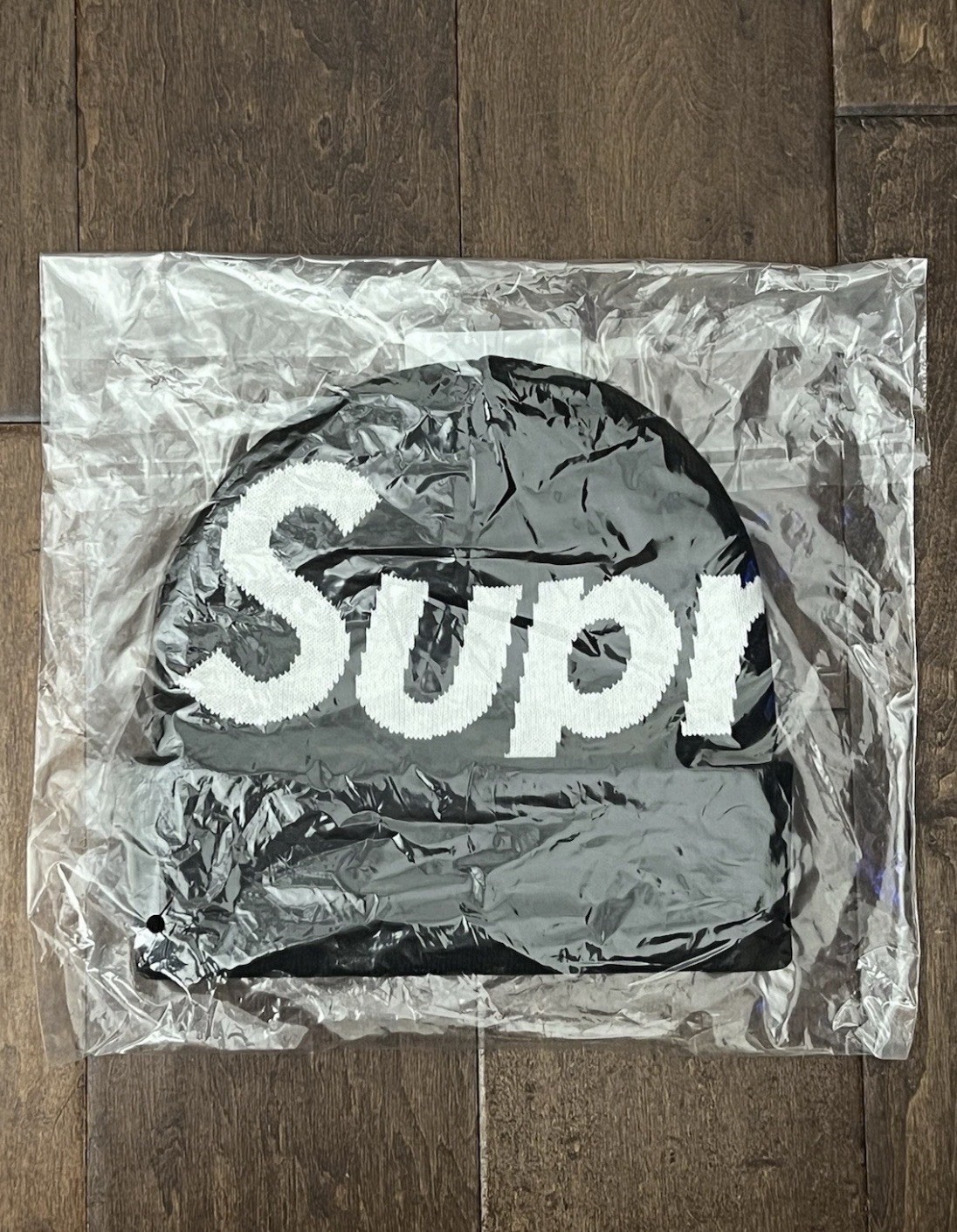 Supreme Black Beanie Big Logo FW25 Brand New