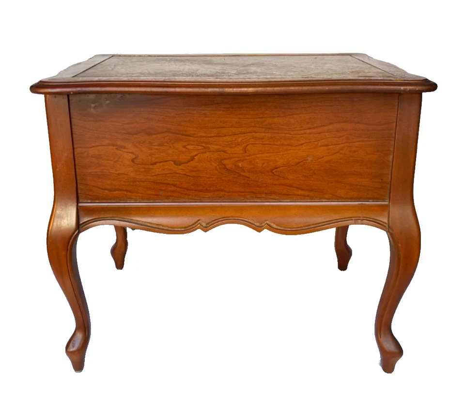 Vintage HAMMARY Solid Walnut Leather Top Country French Provincial End Table - Image 4 of 4
