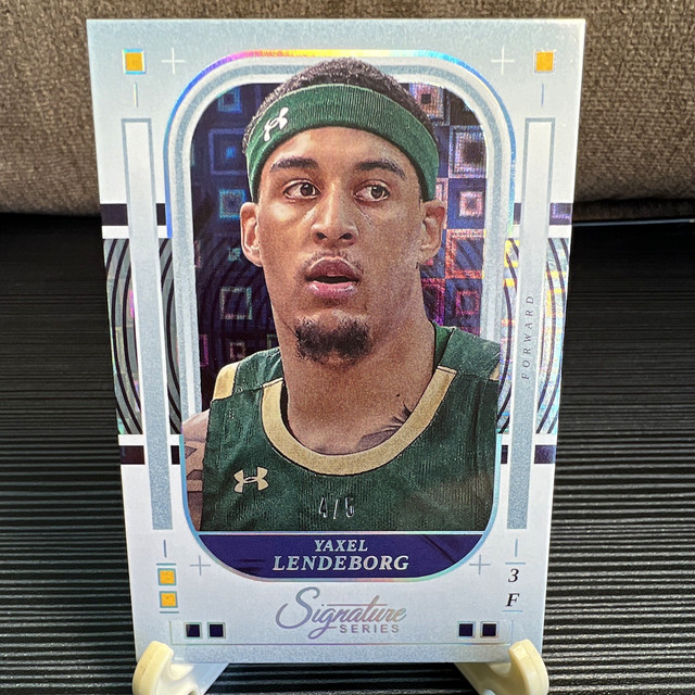 2025-26 Panini Signature Series Basketball Yaxel Lendeborg #68 4/5
