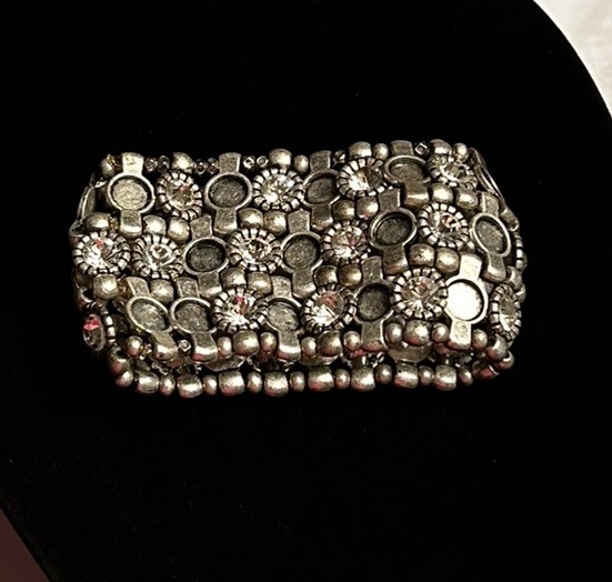 Statement Chunky Crystal Bracelet Silver Tone Str… - image 4