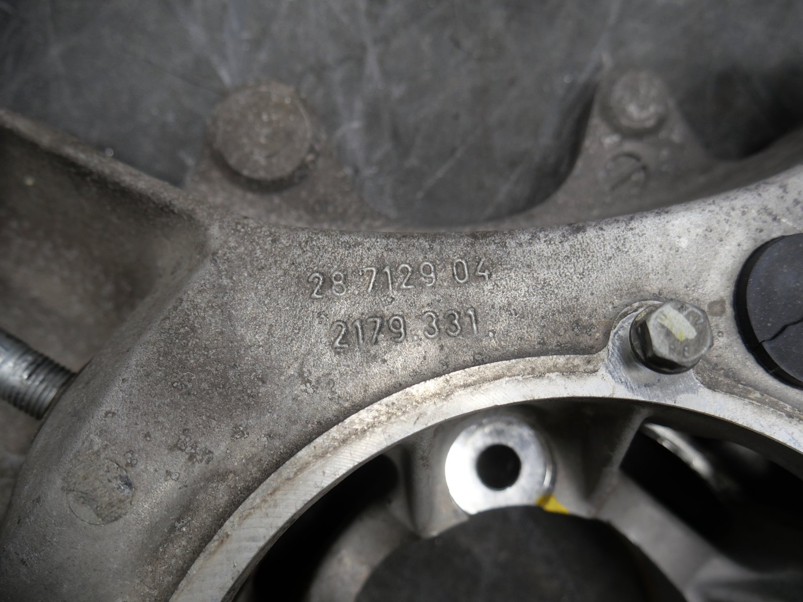 Ferrari 360 2000-2005 FRONT+RIGHT Steering knuckle P/N 2179331
