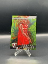 Tina Charles | 2024 Panini Prizm WNBA | Fractal | #15 Dream/ Sun