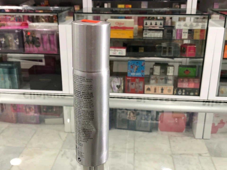 CK ONE DESODORANTE SPRAY DE CALVIN NO 150 ML Foto 3 de 4