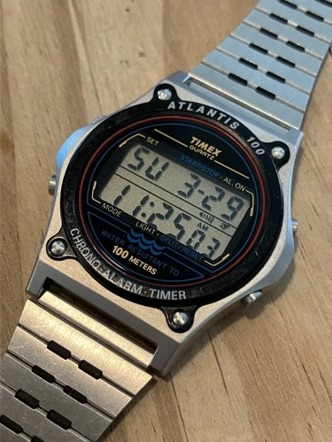 1980s Timex Atlantis 100 Men's Digital Watch Vintage