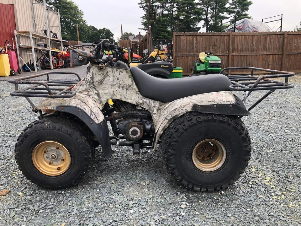 LT230GE Suzuki Four Wheeler (Used) - Image 4 of 4