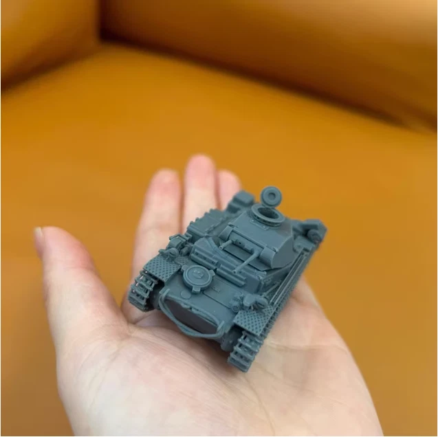 3d printed  1/72/35 PANZER 2-F 1941-42 TANK  Unpainted Model Kit - Image 2 of 4