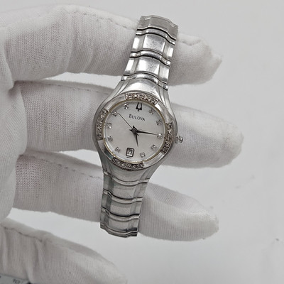 Bulova Vintage C899133 Ladies Watch A7 Diamond Silver Tone  display picture 2