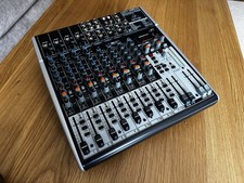 Behringer X1622USB - 16 Kanal Mischpult mit FX