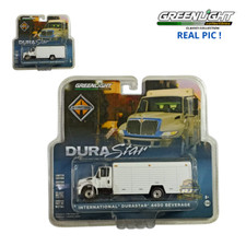 Greenlight 1:64 International Durastar 4400 Beverage White Diecast Car Toys