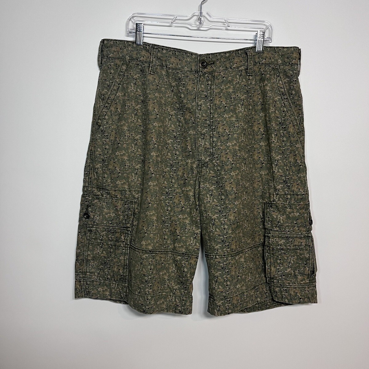 パンツ 00s LEVI'S Baggy Camo CargoShorts greeny 00s LEVI'S Baggy Camo CargoShorts greeny