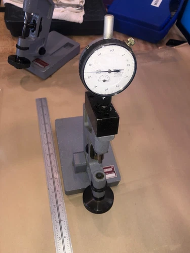 STANDARD SNAP INDICATING GAGE 0-1" WITH MITUTOYO INDICATOR & STAND