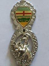 Vintage Souvenir Spoon Collectible. Medicine Hat Alberta Canada